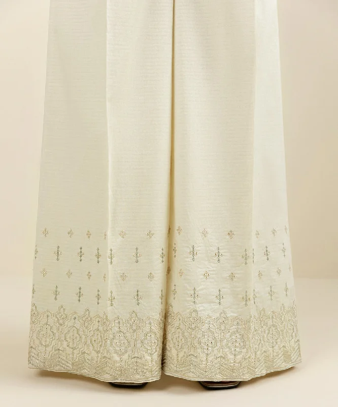 Embroidered Dobby Boot-cut Pants